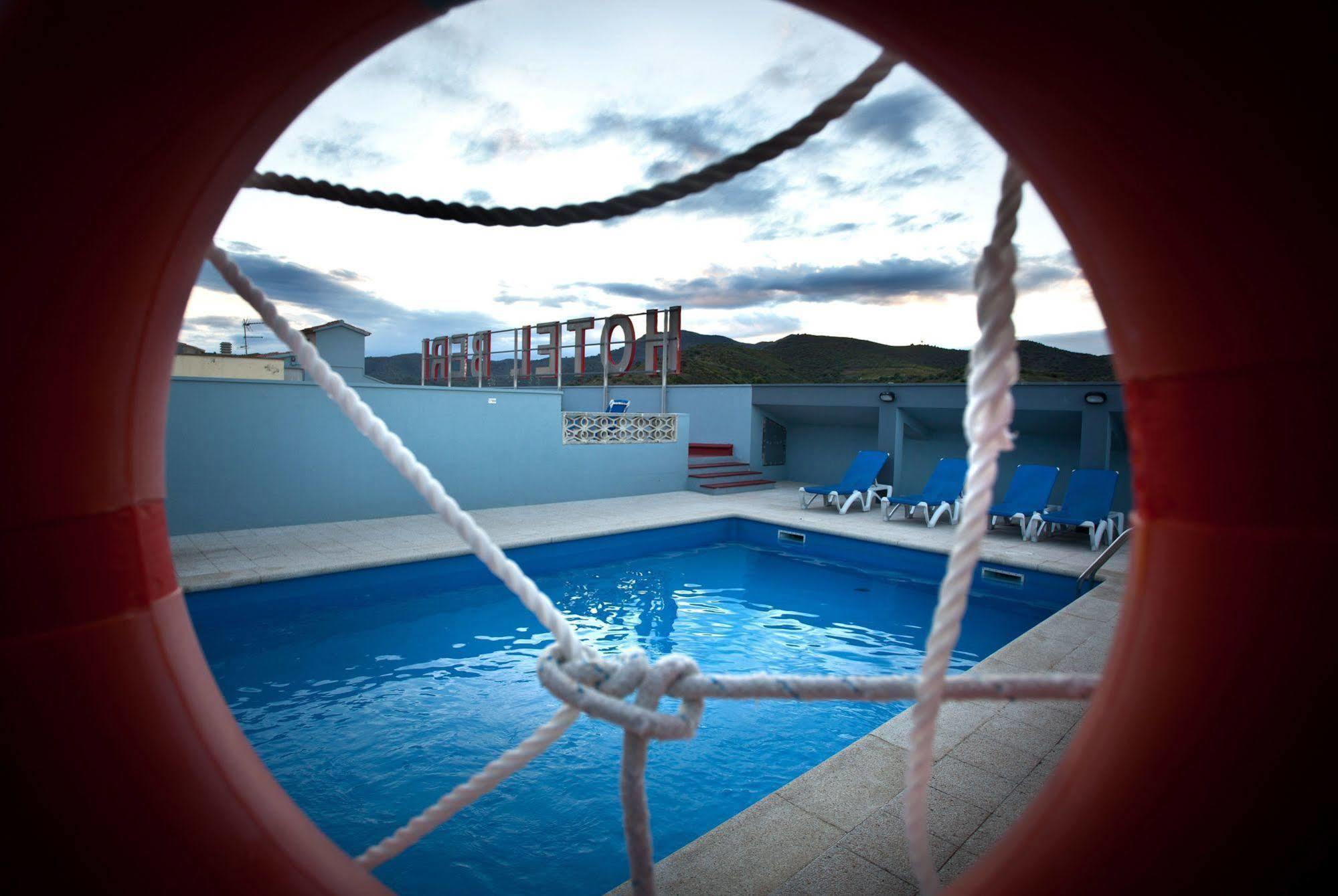 Hotel Beri Llança 외부 사진